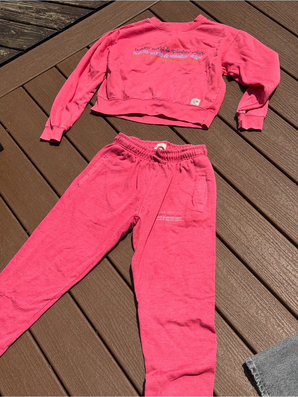 Pop Surf Pink Holiday World Cropped Sweatshirt Joggers Set S